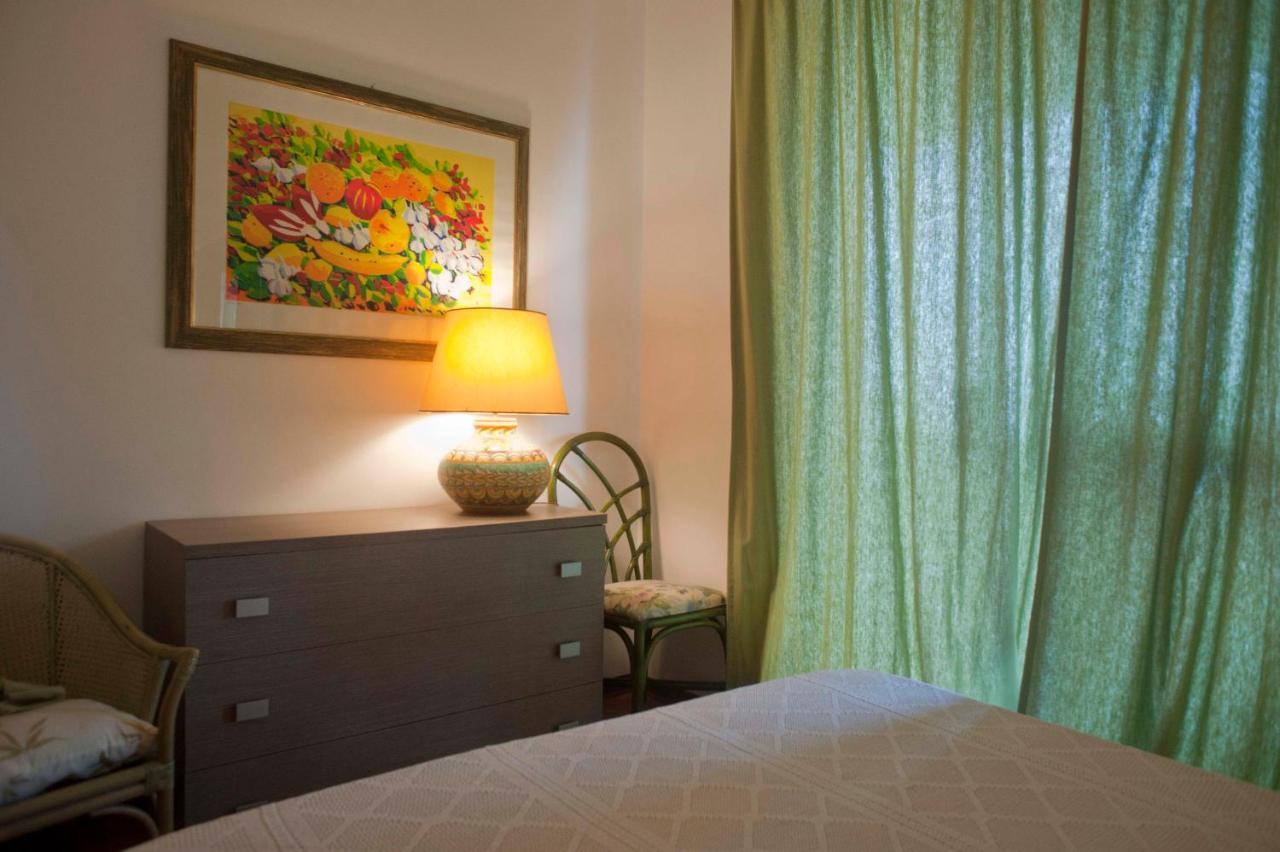 Mara'S House, 10 Minuti A Piedi Dal Centro, Parcheggio Privato Apartment ตาออร์มินา ภายนอก รูปภาพ