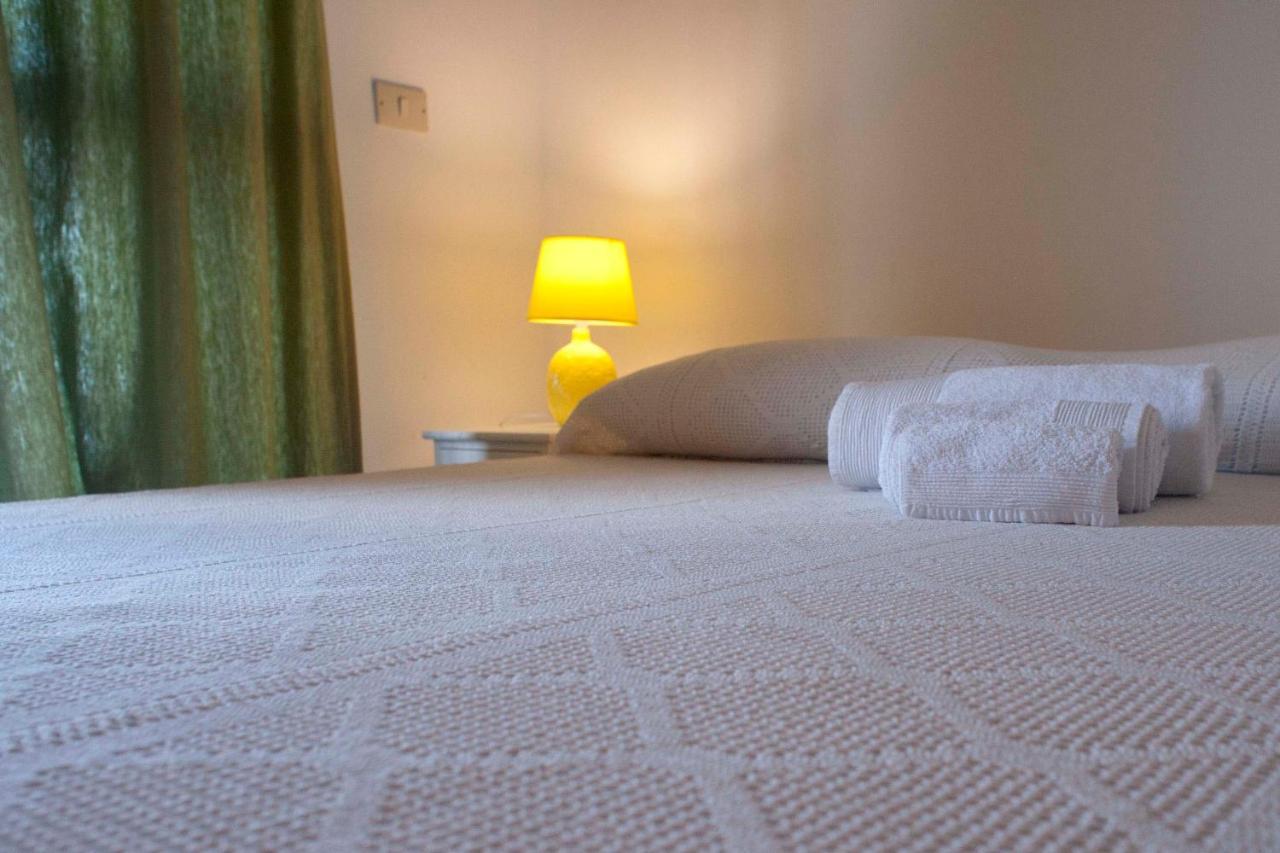 Mara'S House, 10 Minuti A Piedi Dal Centro, Parcheggio Privato Apartment ตาออร์มินา ภายนอก รูปภาพ