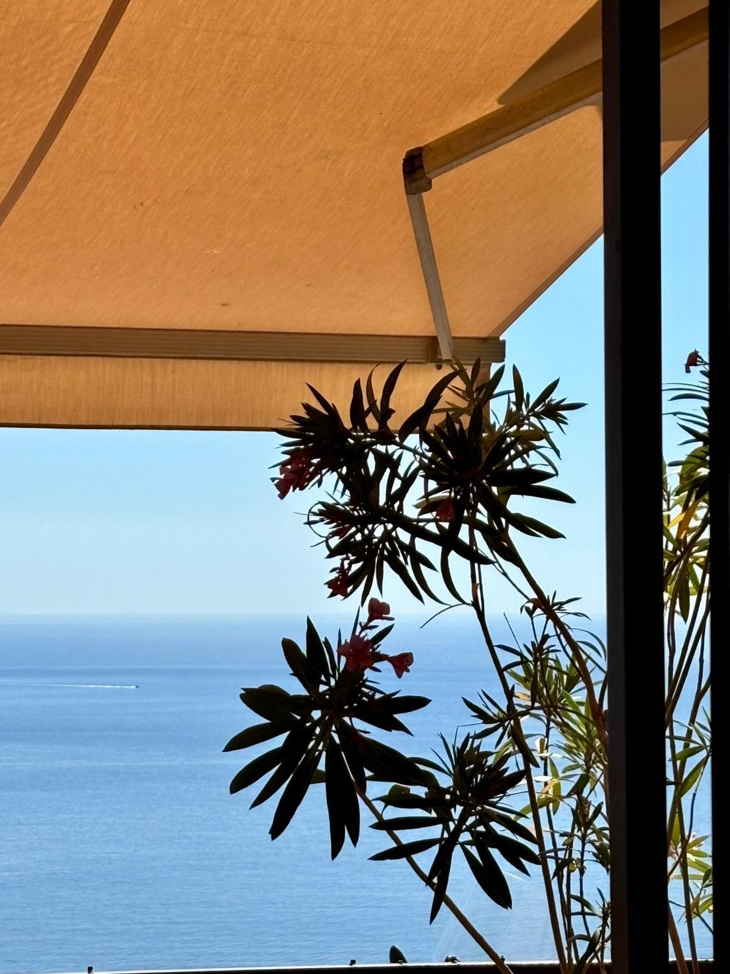 Mara'S House, 10 Minuti A Piedi Dal Centro, Parcheggio Privato Apartment ตาออร์มินา ภายนอก รูปภาพ