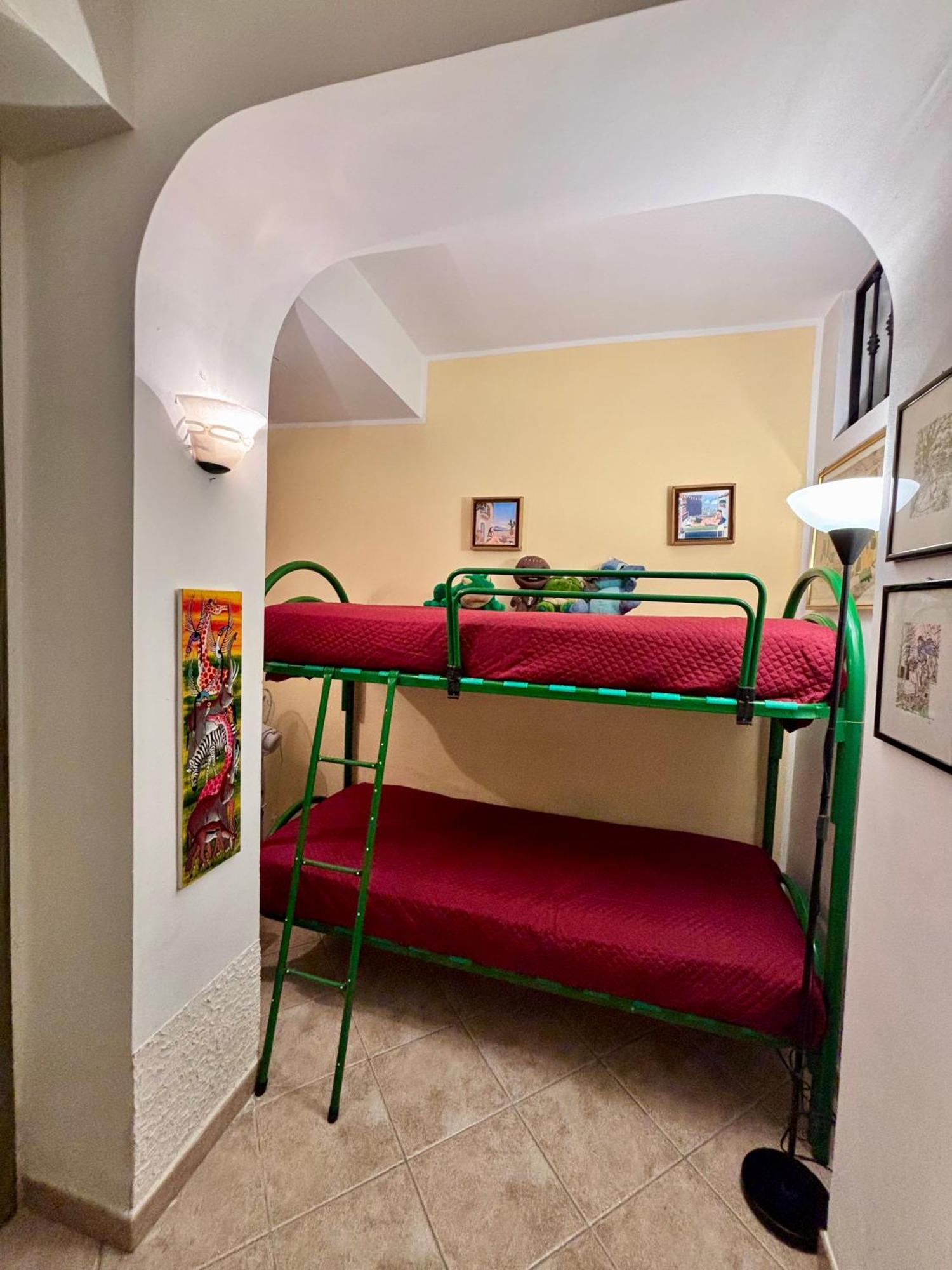 Mara'S House, 10 Minuti A Piedi Dal Centro, Parcheggio Privato Apartment ตาออร์มินา ภายนอก รูปภาพ