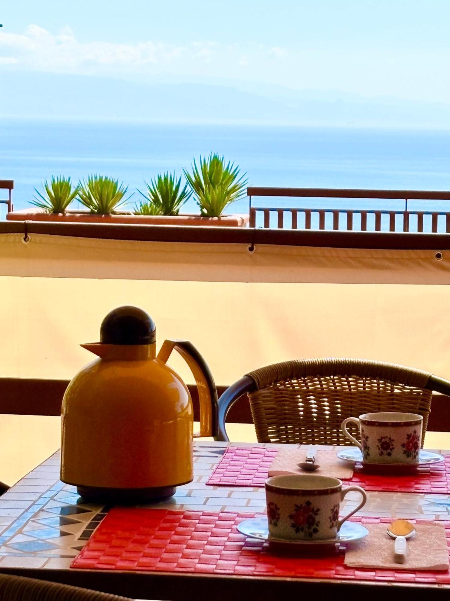 Mara'S House, 10 Minuti A Piedi Dal Centro, Parcheggio Privato Apartment ตาออร์มินา ภายนอก รูปภาพ